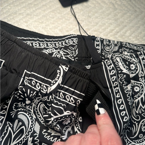 The Hundreds Black and White Bandana Shorts - Picture 3 of 5